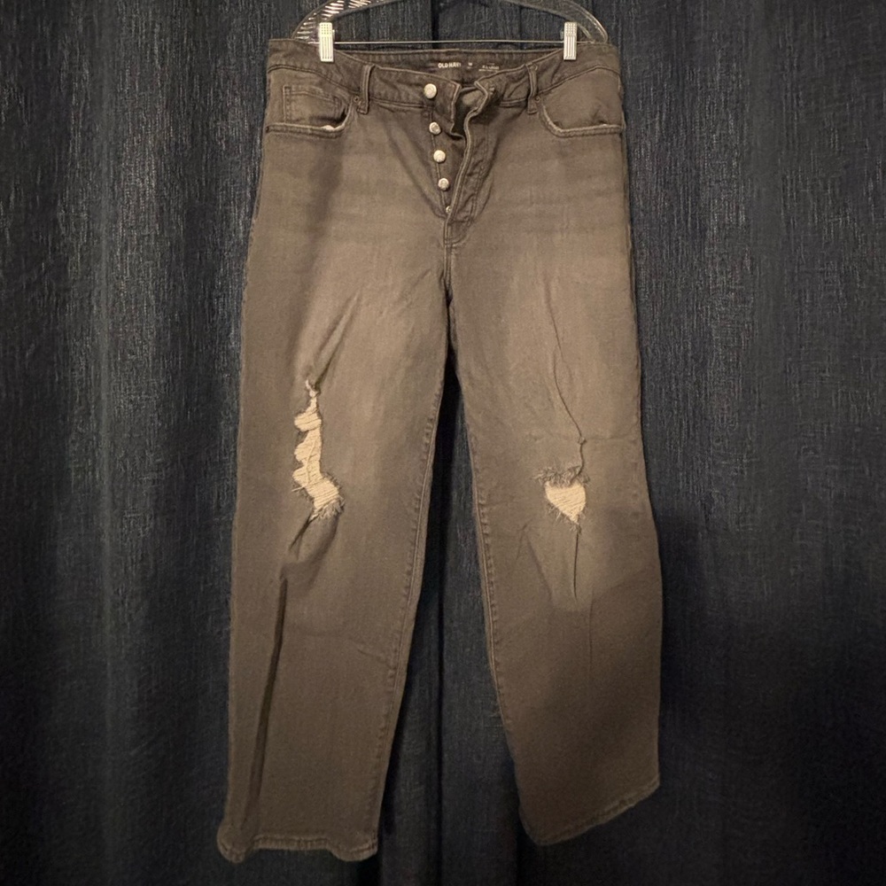 Women’s Old Navy button fly jeans.